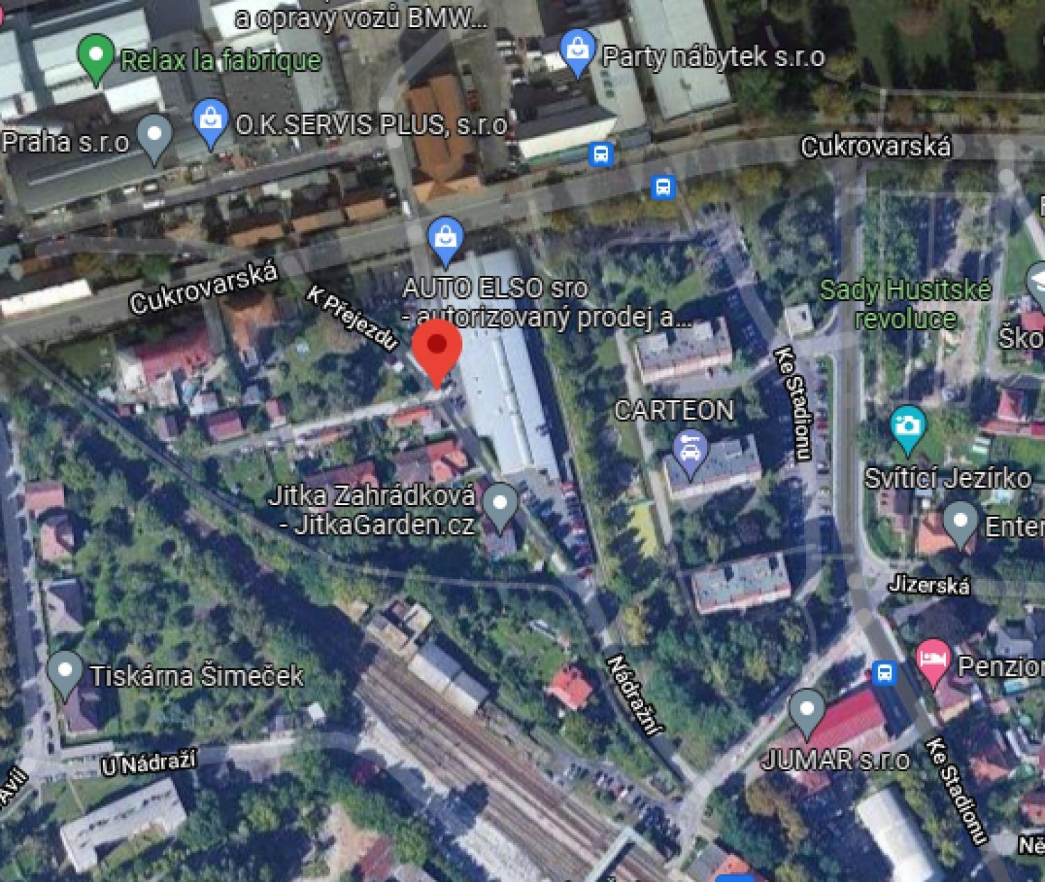 Chodník K Přejezdu
